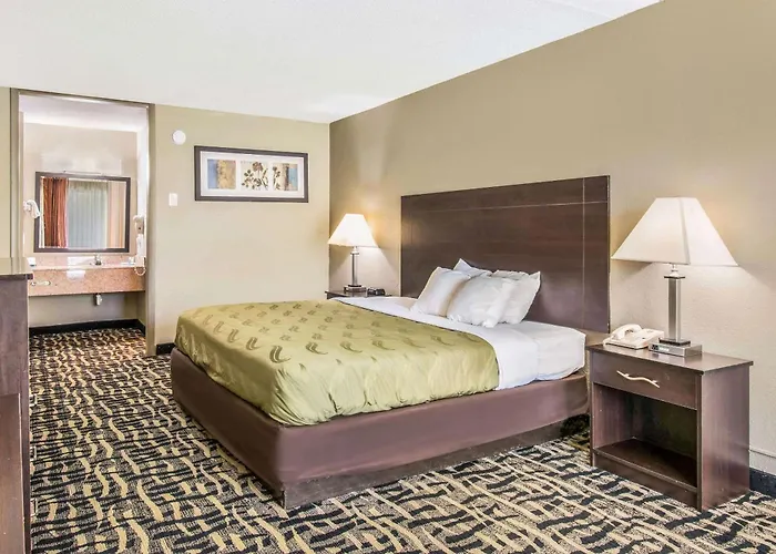 Quality Inn & Suites York East