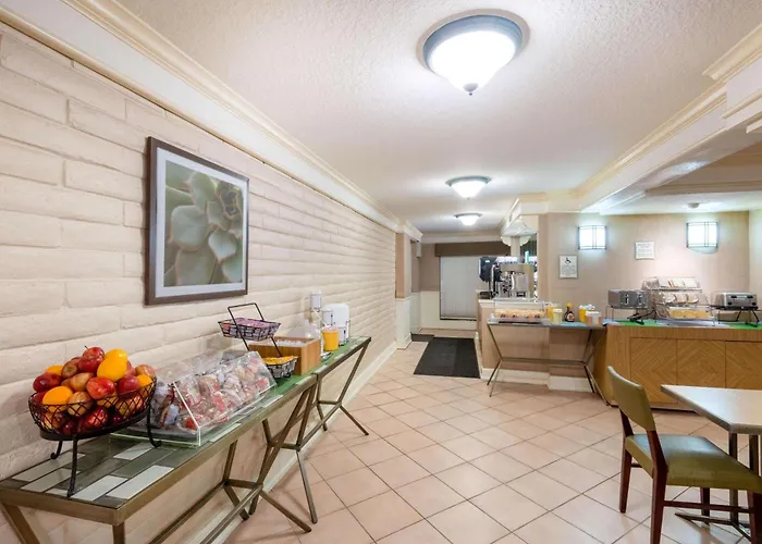 La Quinta East Deerfield Beach - Boca Raton