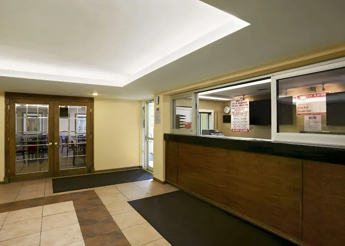 Lansing Cheap Hotels