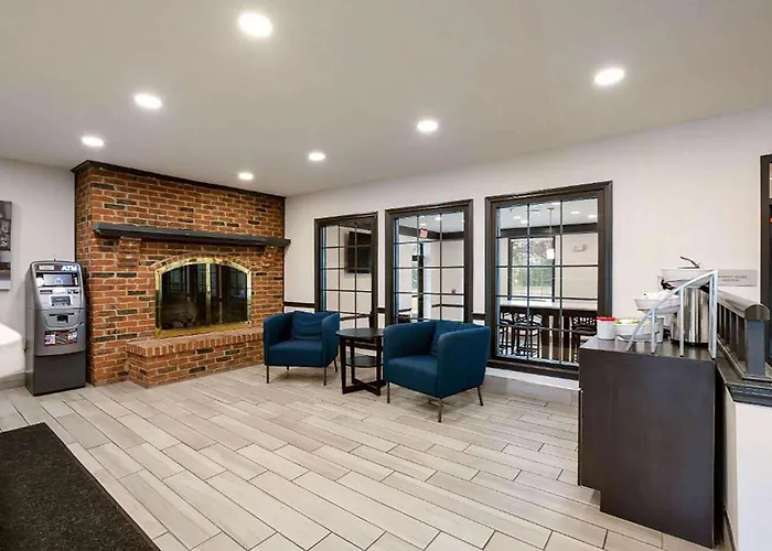 Travelodge By Wyndham Canton-Livonia Area, Mi