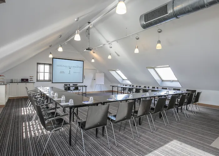 Huizen Hotels