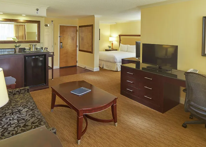 Hilton Raleigh North Hills