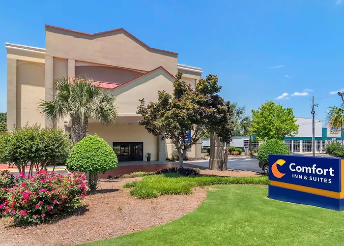 Comfort Inn & Suites Athens North