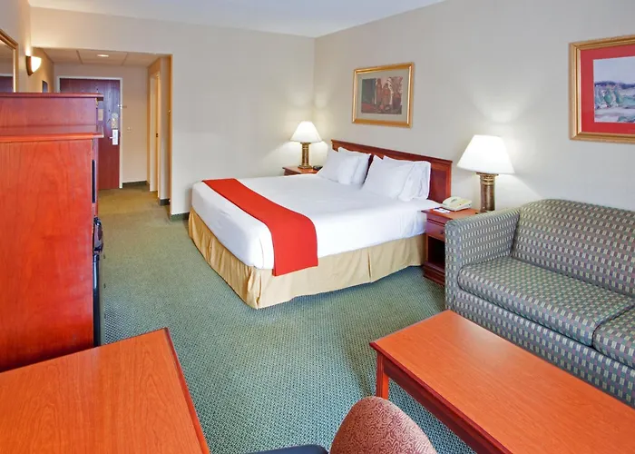 Holiday Inn Express Hanover By Ihg