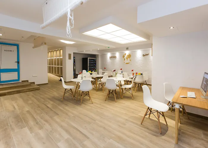 Singular Hostel By Eurotels - Albergue Juvenil