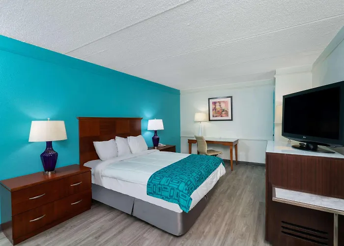 Howard Johnson By Wyndham Atlanta College Park