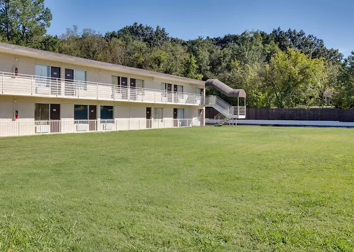 Super 8 By Wyndham Fort Smith
