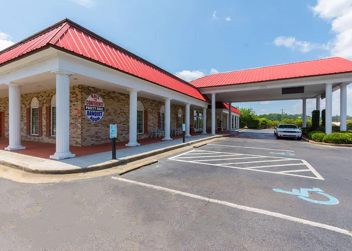 Econo Lodge Inn & Suites Orangeburg