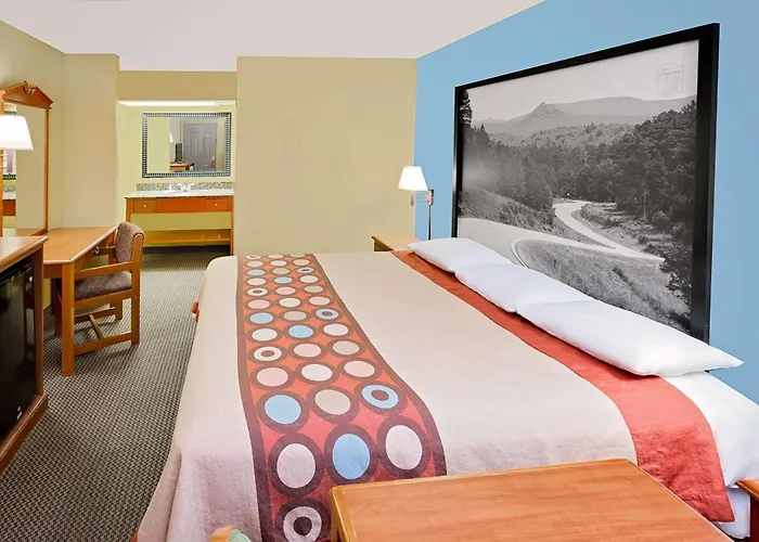 Super 8 By Wyndham Hazen