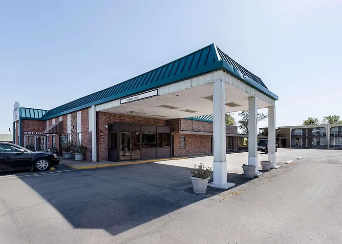 Econo Lodge Osceola