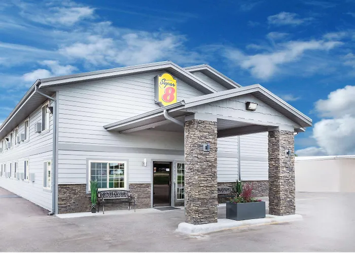 Super 8 By Wyndham Spencer