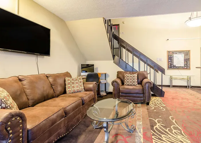 Rodeway Inn Mitchell