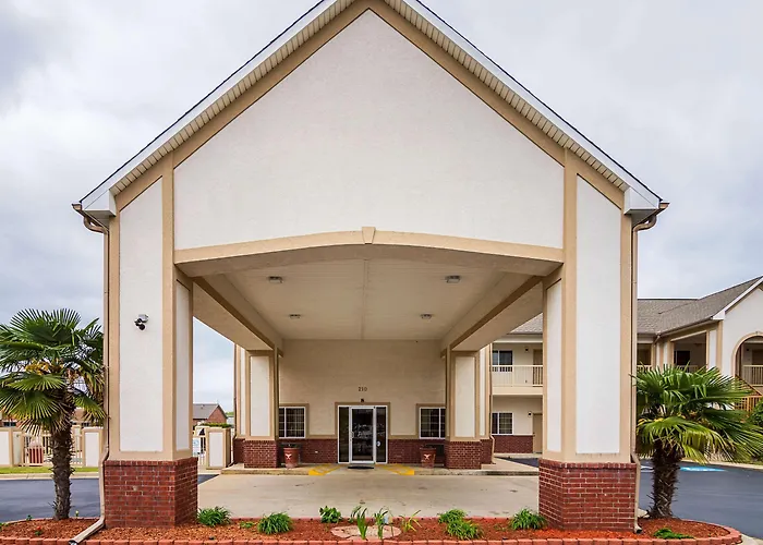 Bryant Cheap Hotels
