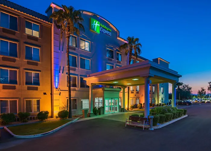 Holiday Inn Express Peoria North - Glendale By Ihg