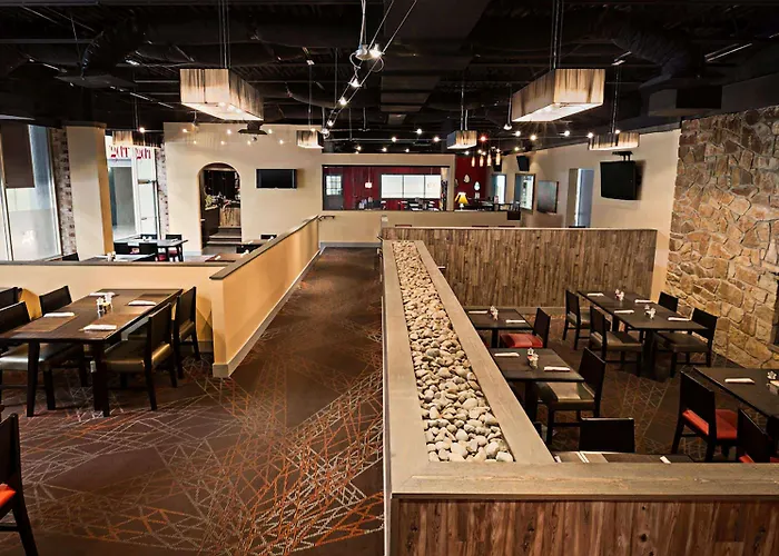 Ramada By Wyndham Clarion