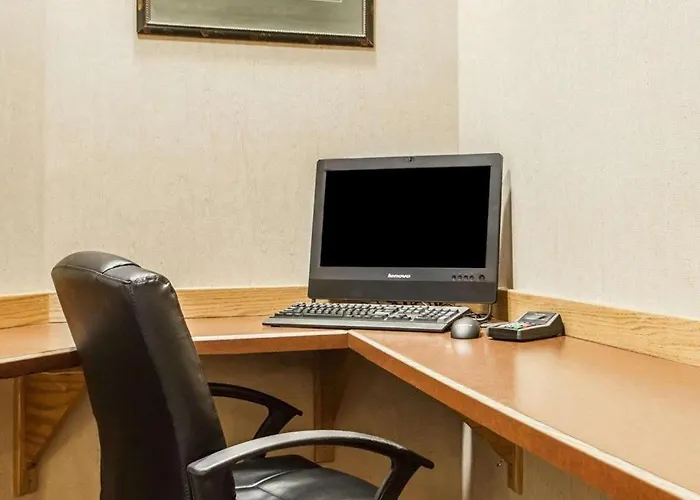 Comfort Inn & Suites Macon