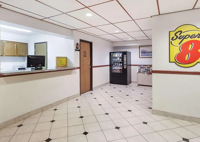 Super 8 By Wyndham Winchester Va