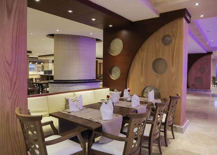Gravity Hotel & Aqua Park Hurghada Families And Couples Only