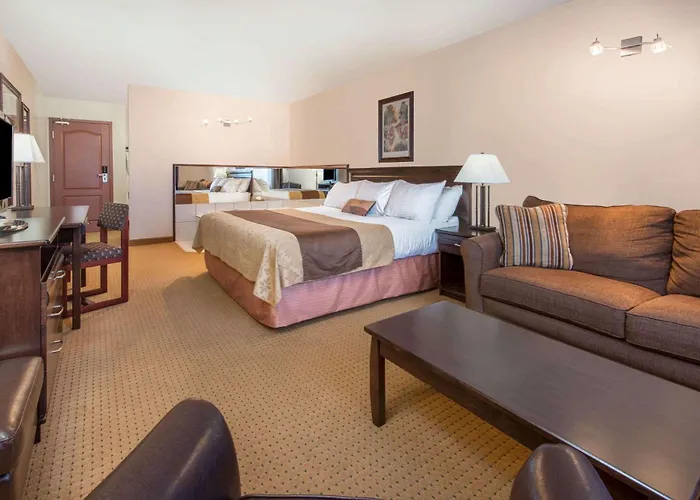 Gold Circle Inn