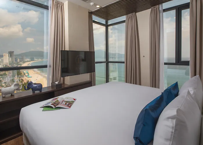 Haian Beach Hotel & Spa