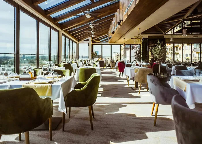 Amsterdam Hotel Pool & Spa