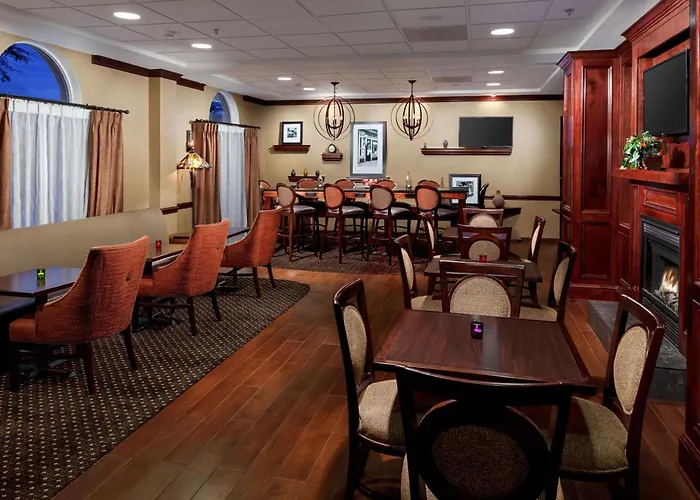 Hampton Inn Newberry Opera House