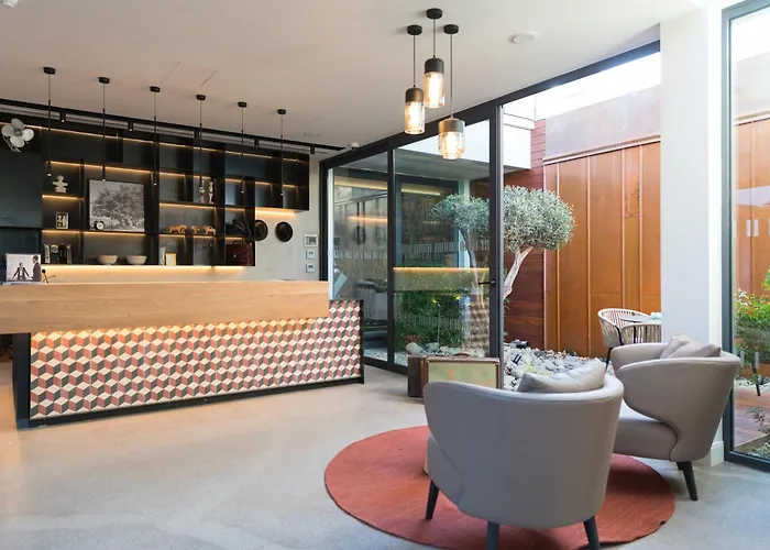 Hotel Indigo Larnaca By Ihg-Adults Only