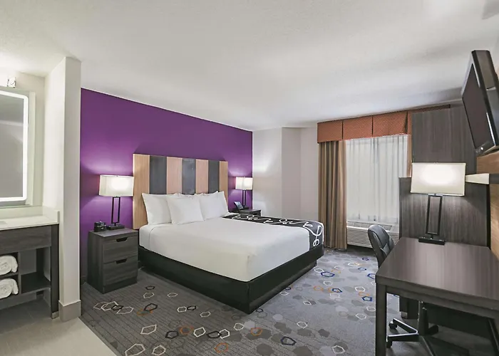 La Quinta By Wyndham Minneapolis Northwest