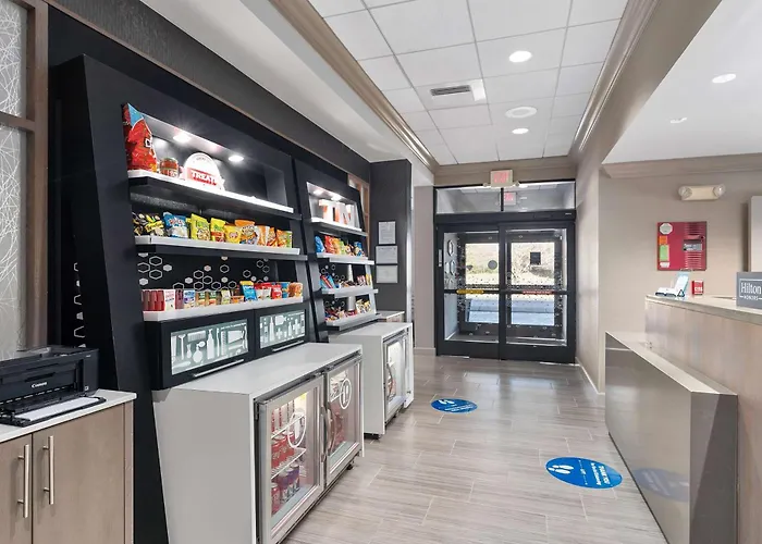 Hampton Inn - Springfield