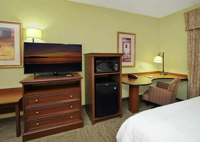 Hampton Inn & Suites Murray