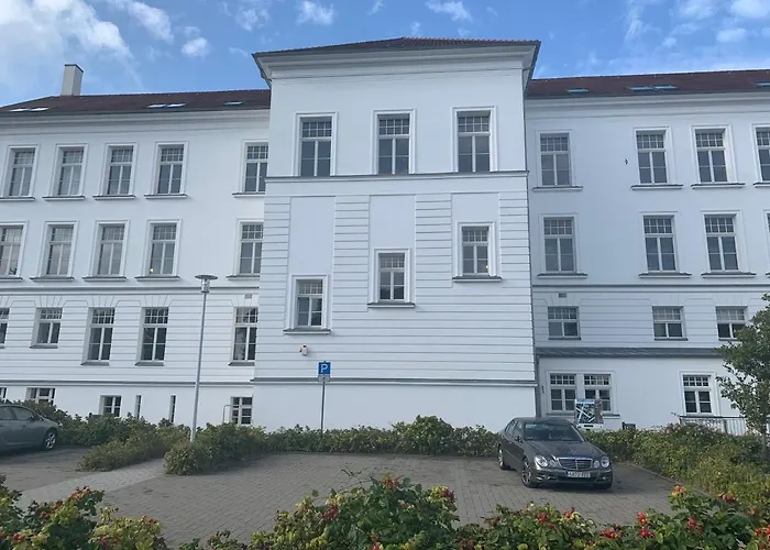 Monteur-&Geschäftskunden Pension am Circus