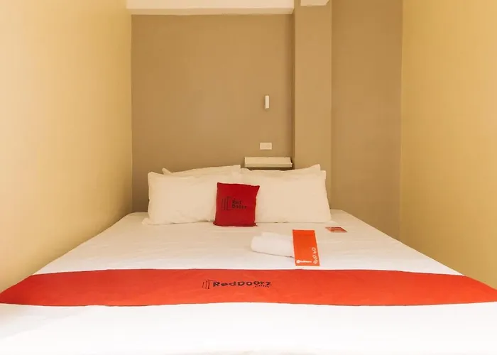 Reddoorz At Laiya Vivo Hotel Batangas