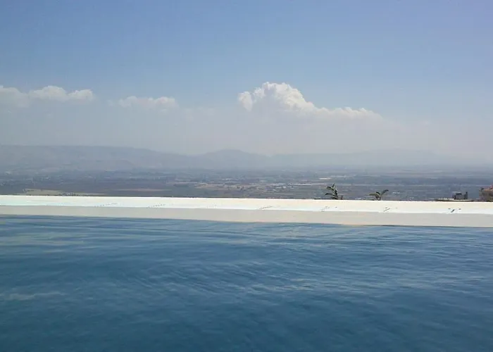 Beit El Kroum Boutique Hotel