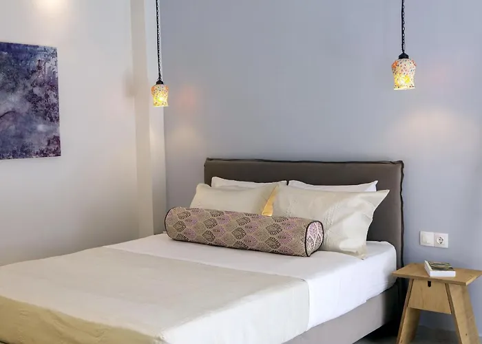 Edward Art Boutique Hotel