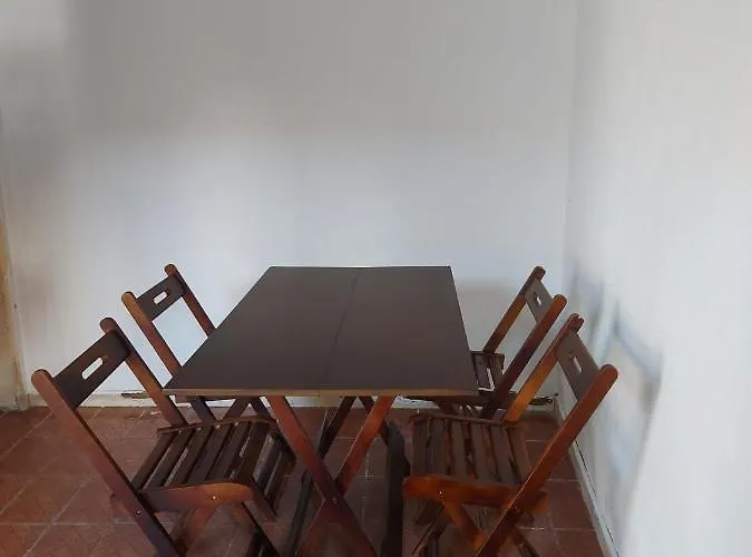 Hostel Di