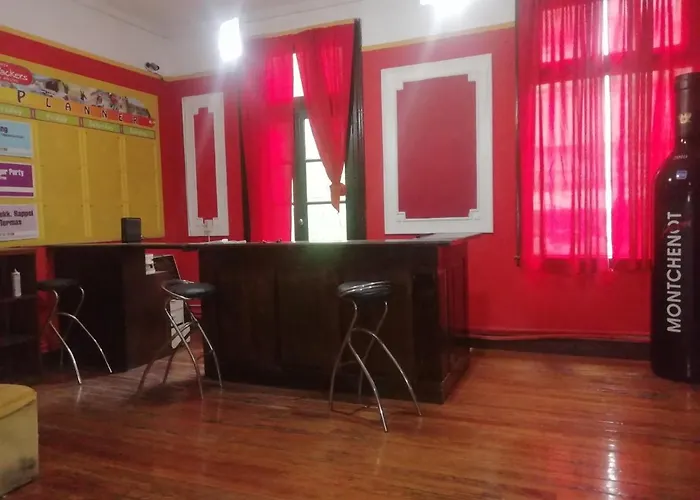 Katana Capsule Hostel