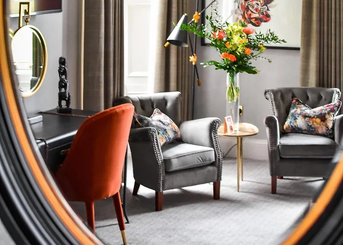 The Meadowpark Bar, Kitchen & Rooms