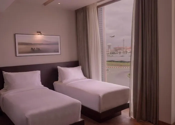 Florida Airport Hotel Kochi