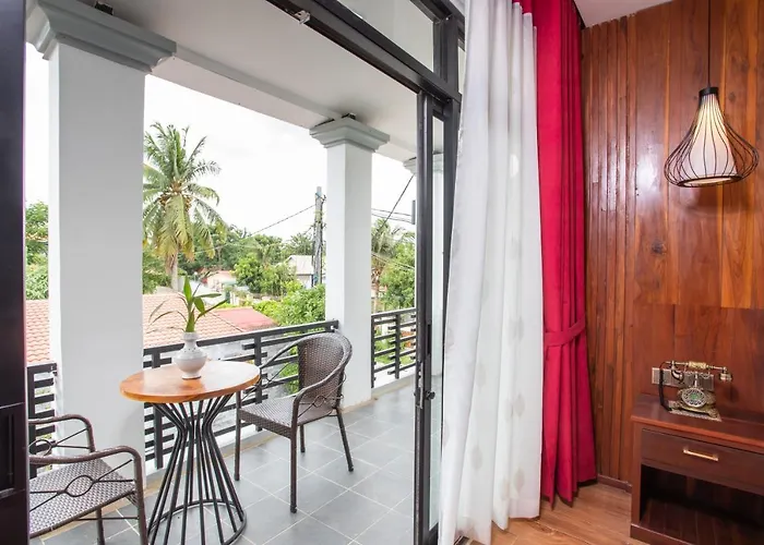 Cambana La Riviere Boutique