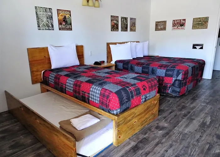 Eagle'S Nest Motel