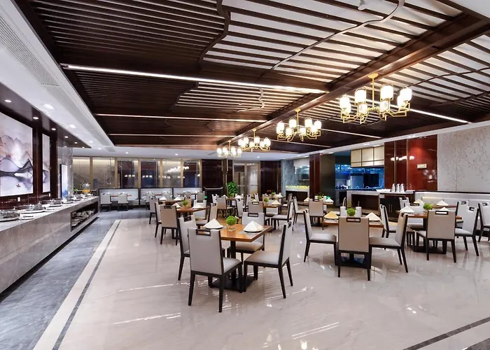 Luzhou Jianguo Hotel