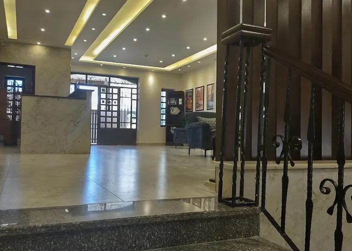 Black Iris Hotel
