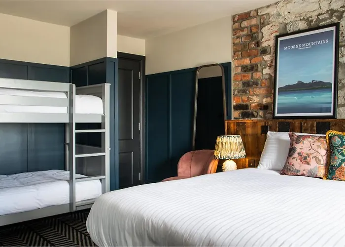 Avoca Hotel