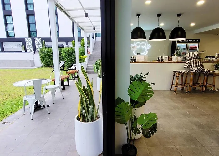 Blu Monkey Hub&Hotel Ranong