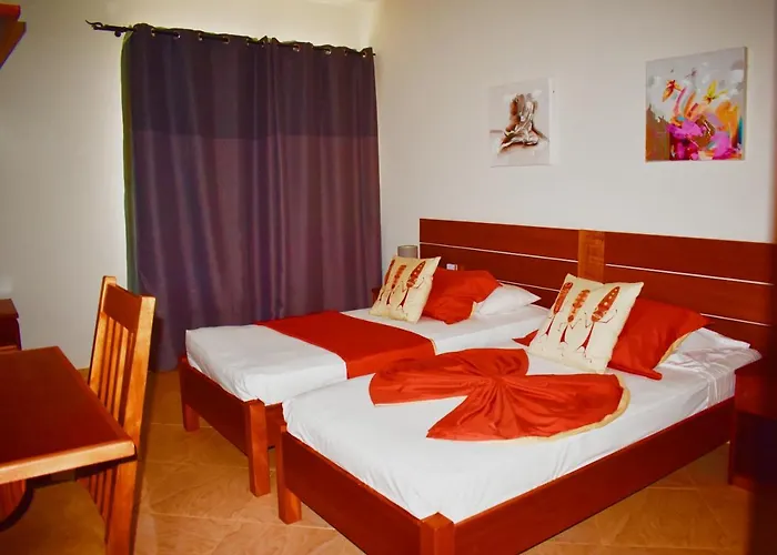 Hotels in Santa Maria
