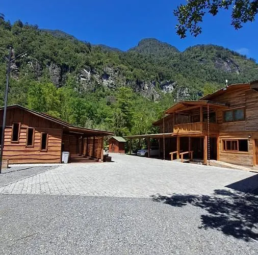 Illi Lodge & Hostel