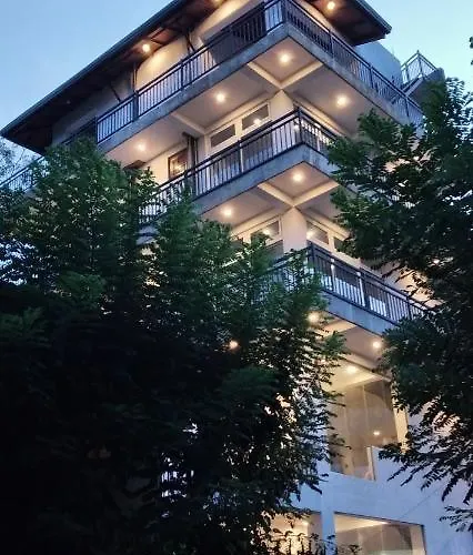 Lanka Villas Holiday Resort