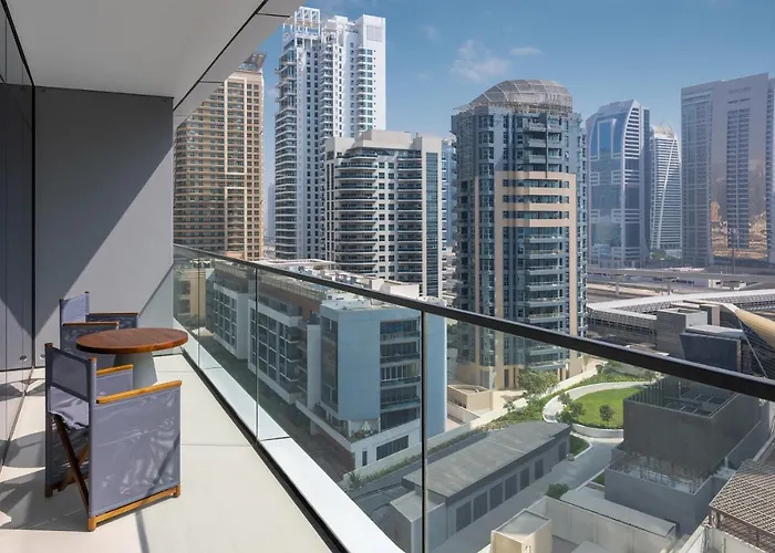 Vida Dubai Marina & Yacht Club