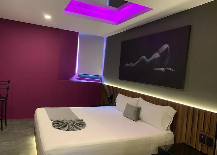 Roxy Motel
