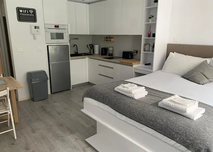 Cp High Floor Luxury Studio